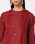 -1117Wx1400H-443022594-red-MODEL