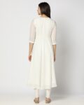 -1117Wx1400H-443040618-white-MODEL