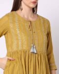 -1117Wx1400H-443041812-mustard-MODEL