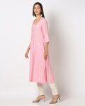 -1117Wx1400H-443044380-pink-MODEL