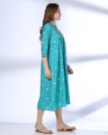 -1117Wx1400H-443057156-teal-MODEL