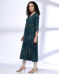 -1117Wx1400H-443057173-teal-MODEL