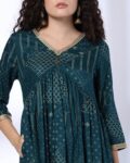 -1117Wx1400H-443057173-teal-MODEL