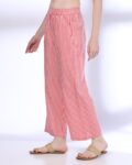 -1117Wx1400H-443058101-offwhite-MODEL