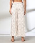 -473Wx593H-443058262-offwhite-MODEL