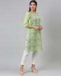 -1117Wx1400H-464703667-green-MODEL5