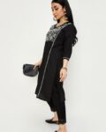 -1117Wx1400H-466278719-black-MODEL