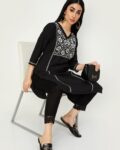 -1117Wx1400H-466278719-black-MODEL