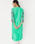 -1117Wx1400H-466528436-green-MODEL2
