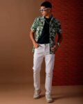 -1117Wx1400H-469009829-white-MODEL4