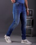 -1117Wx1400H-469157895-blueazur-MODEL3