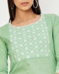 -1117Wx1400H-700029846-green-MODEL2