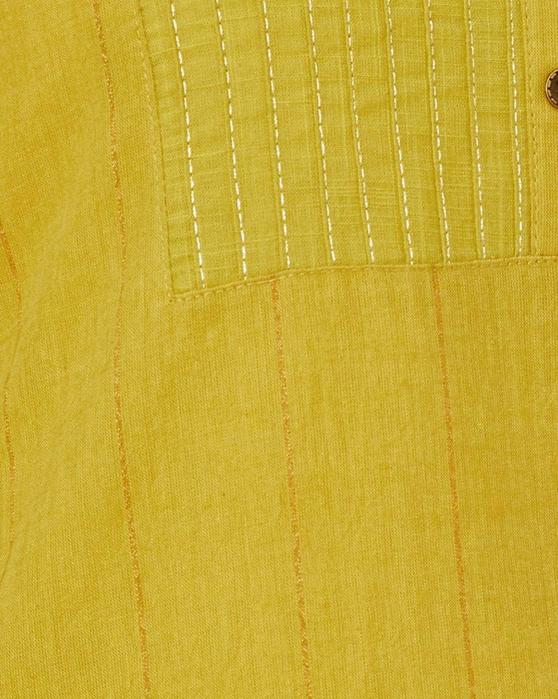 -1117Wx1400H-700172848-yellow-MODEL6