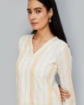 -1117Wx1400H-700174969-offwhite-MODEL