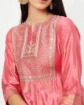 -1117Wx1400H-700240188-pink-MODEL