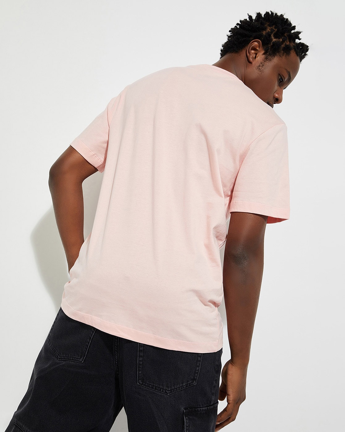 -1117Wx1400H-700254235-pink-MODEL3