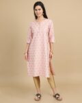 -1117Wx1400H-700367480-pink-MODEL5