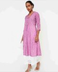 -1117Wx1400H-700440985-purple-MODEL