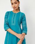 -1117Wx1400H-700602468-teal-MODEL