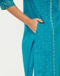 -1117Wx1400H-700602468-teal-MODEL