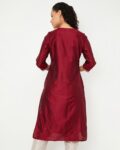 -1117Wx1400H-700632386-maroon-MODEL3