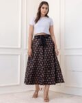 -1117Wx1400H-700699693-navy-MODEL5