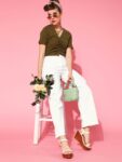 6dab964f-c5e6-4a94-857c-59d41a557dad1648468264960-SASSAFRAS-Women-Trousers-6181648468264521-4