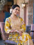 30e50f8b-8211-4e4b-a3c7-5059f26e42811712389073651KALINIWomenPrintedThreadWorkFloralKurta1