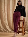 36849637-abae-4708-b5c2-14bfdda50df61726814141744-SASSAFRAS-Women-High-Rise-Pleated-Trousers-5741726814141259-5