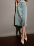 cc5f015c-b976-4451-9c58-82118b96637a1718972993988-SASSAFRAS-Green-Denim-A-Line-Midi-Skirt-4161718972993441-3