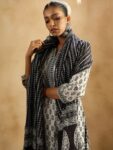 b64535d0-f5d8-48d0-8efb-239e5ba5c8231714219701552IndoEraWhitePrintedStraightKurtaP (1)