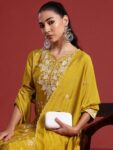 8ff72e37-447f-4ac7-8e5d-a80d5f9c48691730197904388-Indo-Era-Floral-Embroidered-Sequinned-Kurta-With-Trousers–D-1