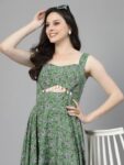 63f57231-0f3b-4f6b-84da-de030c5efd6f1709821927508aayuFloralPrintCrepeMaxiDress1