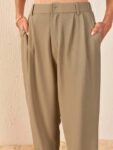 3158ef22-19d7-44c5-a042-9a899a6304791714744890964SASSAFRASWomenTaperedFitHigh-RisePleatedTrousers1