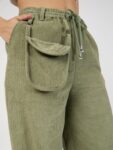 92b43cd0-cd28-44f2-8ffb-00431a9105891694599686839SASSAFRASWomenOliveGreenStraightFitTrousers1