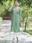 8dc18b96-64d2-4afe-ab65-e426434cdf8e1720092384058KALINIWomenYokeDesignCold-ShoulderSleevesAnarkaliKurta1