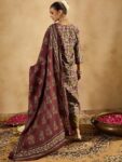 531ceac4-7177-454b-9158-d146c41c40781714218160919IndoEraBurgundyPrintedStraightKurtaTrousersWithDupattaset1