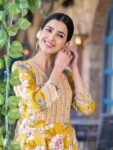 30e50f8b-8211-4e4b-a3c7-5059f26e42811712389073651KALINIWomenPrintedThreadWorkFloralKurta1