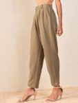 3158ef22-19d7-44c5-a042-9a899a6304791714744890964SASSAFRASWomenTaperedFitHigh-RisePleatedTrousers1