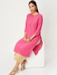 f0d3bee2-89f7-402c-891c-08b0787e717f1696658579872WomenEmbroideredStraightKurta5