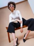 f6ba1d60-b277-4988-bd1e-bfc829cb214f1677049413593SASSAFRASBASICSWomenBlackStraightFitTrousers1