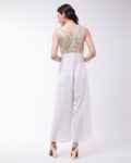 -1117Wx1400H-463192415-white-MODEL
