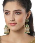 -1117Wx1400H-464548219-green-MODEL