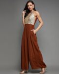 -1117Wx1400H-466347183-rust-MODEL