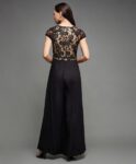 -1117Wx1400H-466347188-black-MODEL
