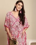-1117Wx1400H-466549011-pink-MODEL