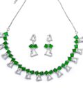 -1117Wx1400H-466616992-green-MODEL