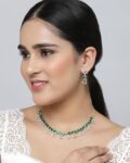 -1117Wx1400H-466616992-green-MODEL