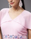 -1117Wx1400H-466981653-pink-MODEL