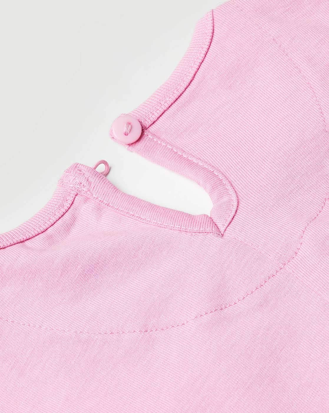 -1117Wx1400H-466983762-pink-MODEL4